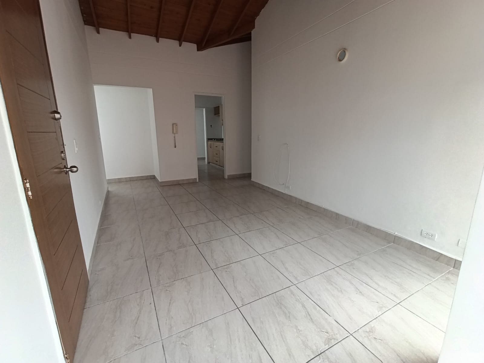 Apartamento en arriendo en Barrio Mesa, Envigado — foto 3 de 12