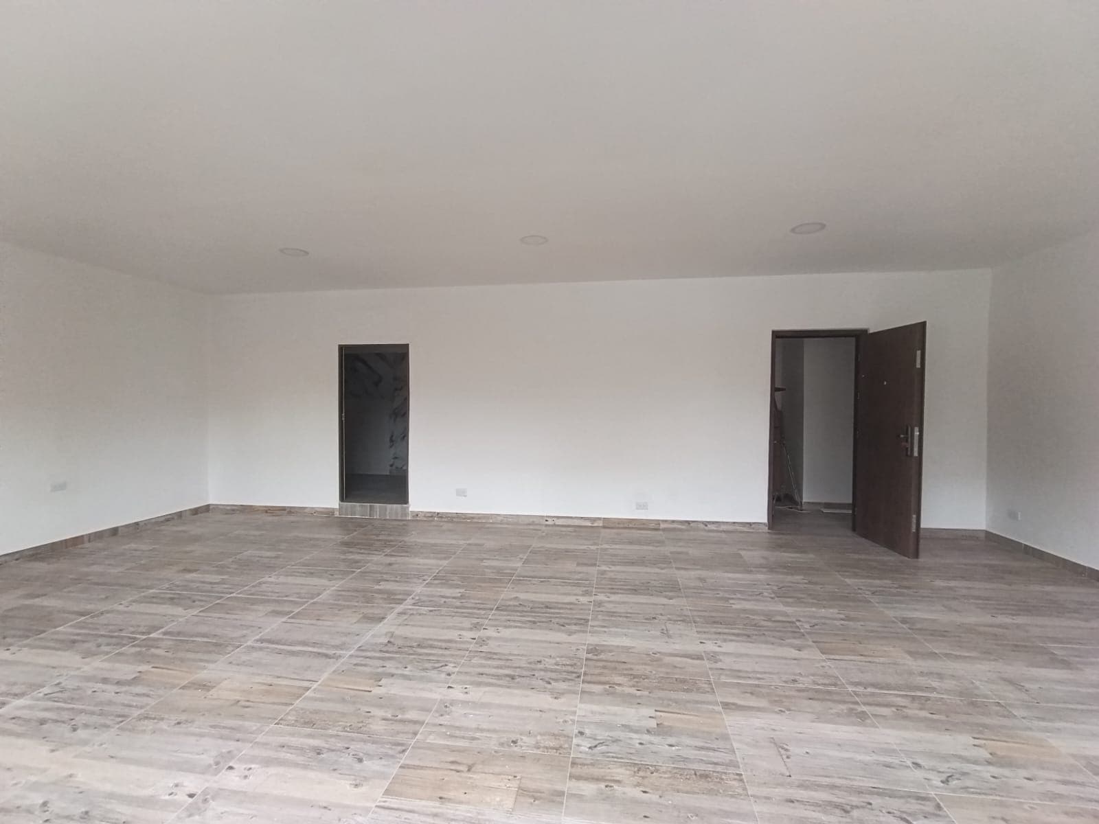 Oficina en arriendo en Centro De La Moda, Itagui — foto 3 de 10