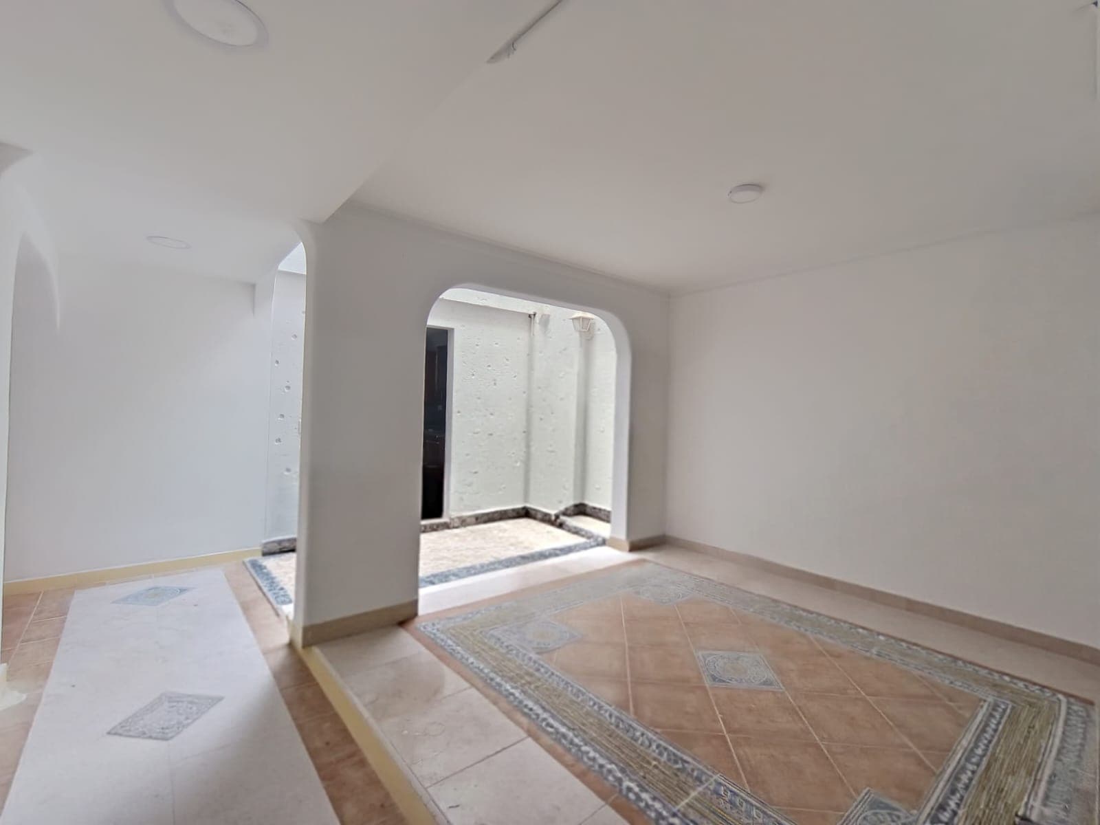 Casa Comercial en arriendo en Rosales, Belen, Medellín — foto 1 de 12