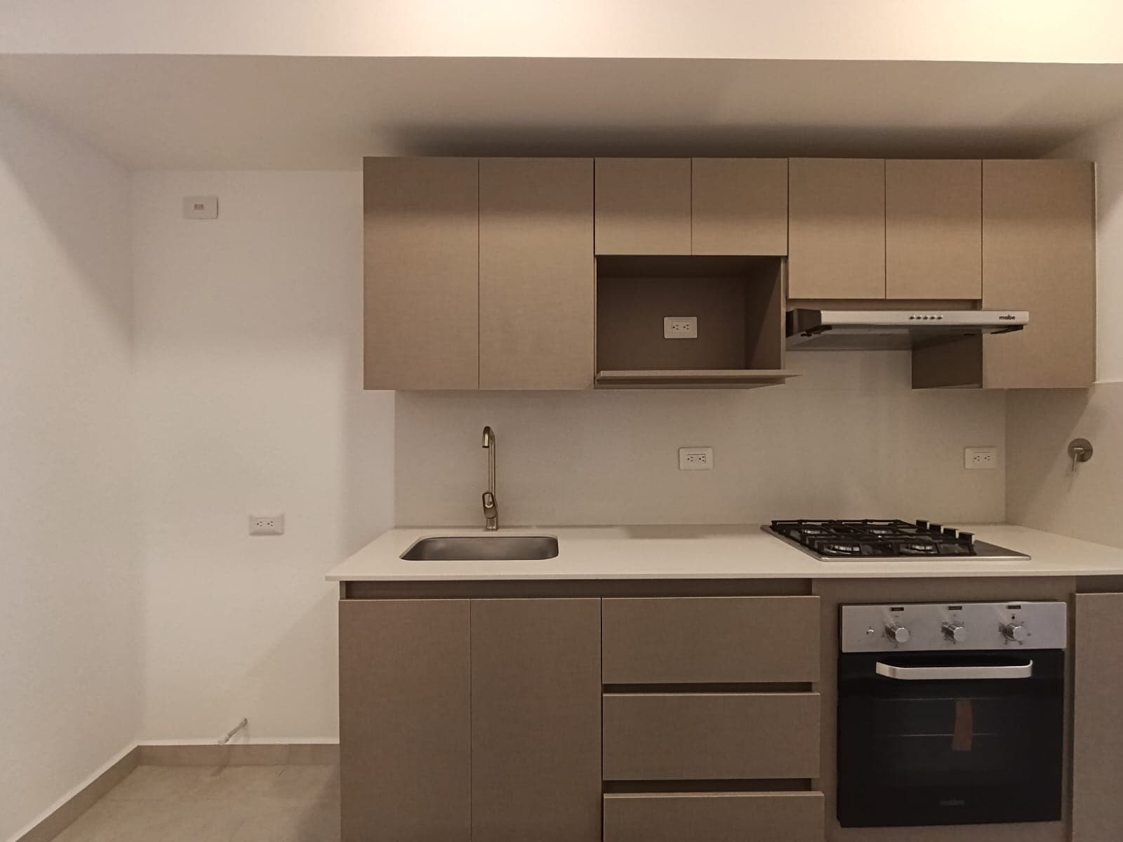 Apartamento en arriendo en Jardines, Envigado — foto 4 de 20