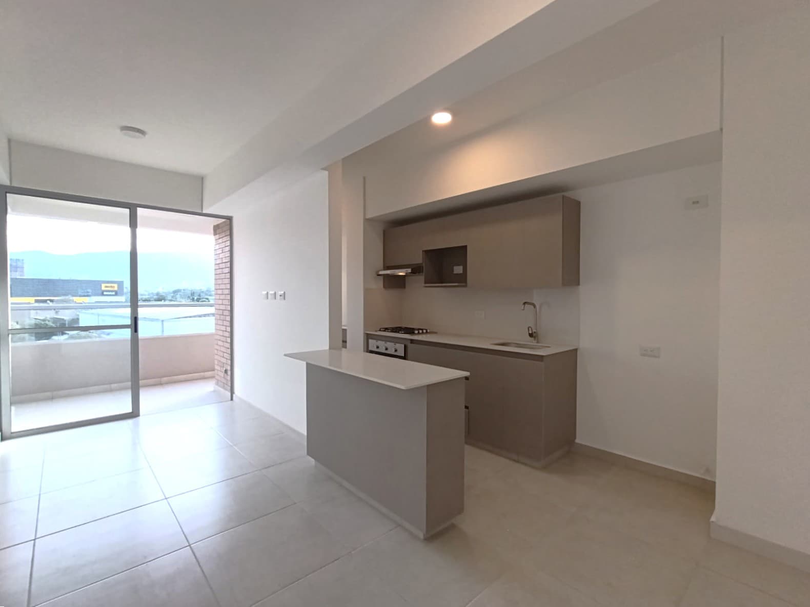 Apartamento en arriendo en Jardines, Envigado — foto 3 de 14
