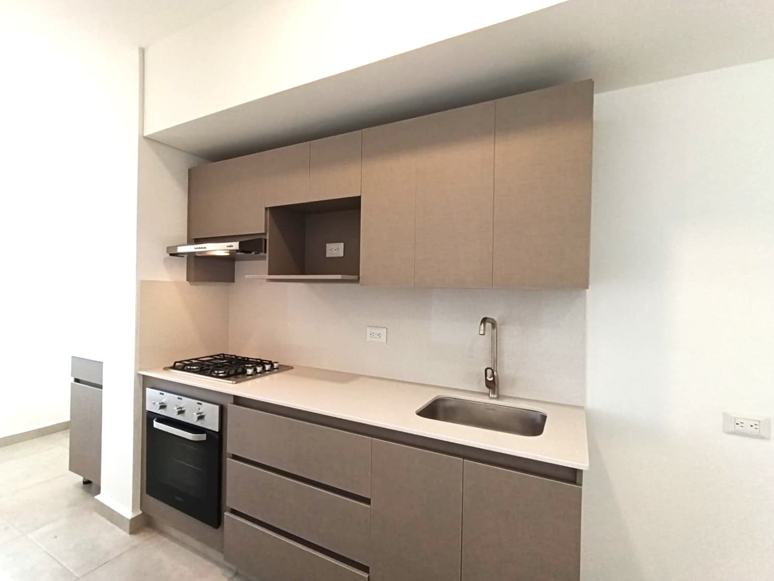 Apartamento en arriendo en Jardines, Envigado — foto 5 de 14