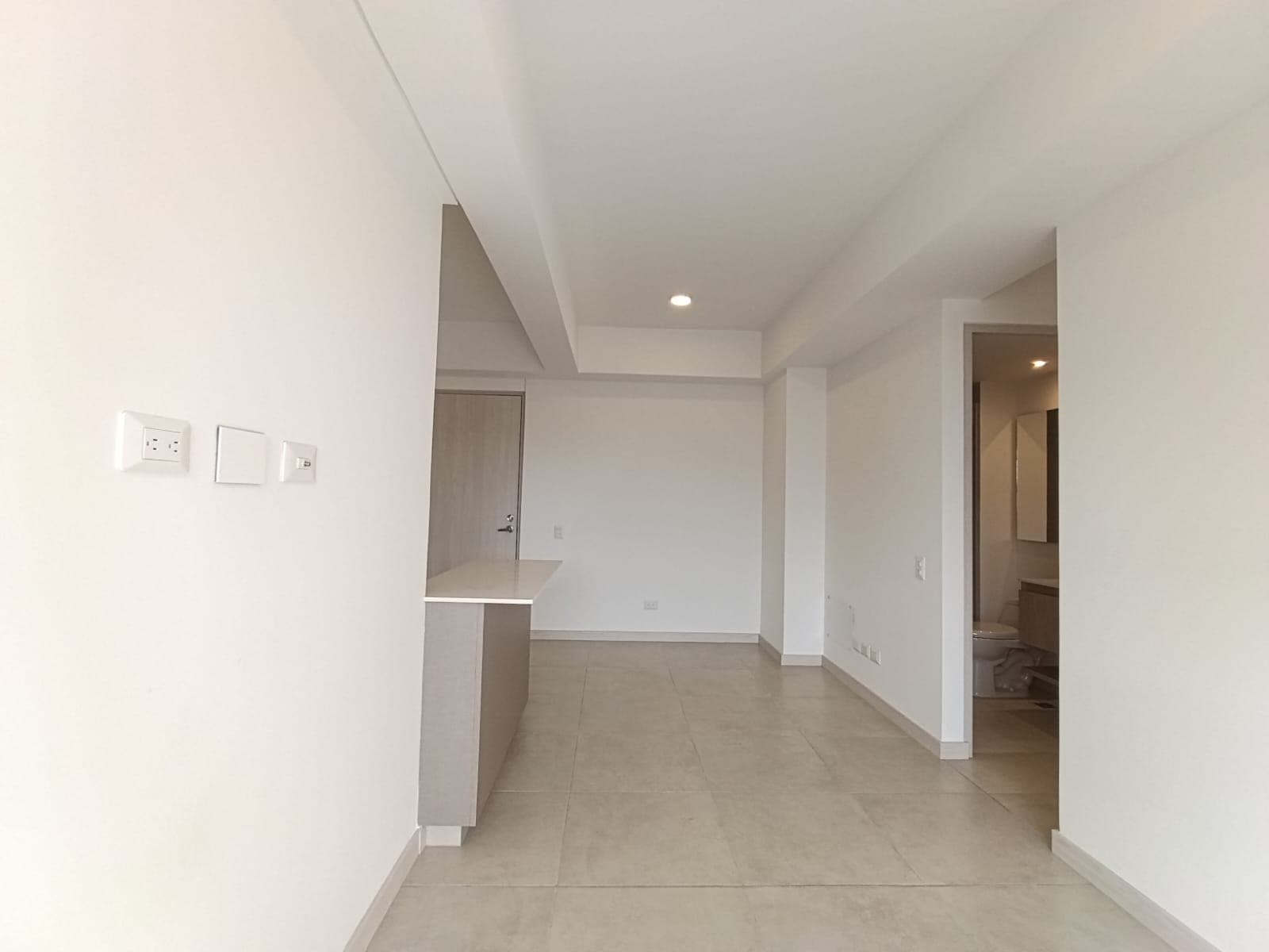Apartamento en arriendo en Jardines, Envigado — foto 2 de 20