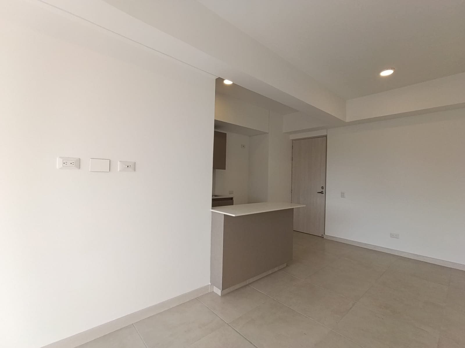 Apartamento en arriendo en Jardines, Envigado — foto 3 de 20