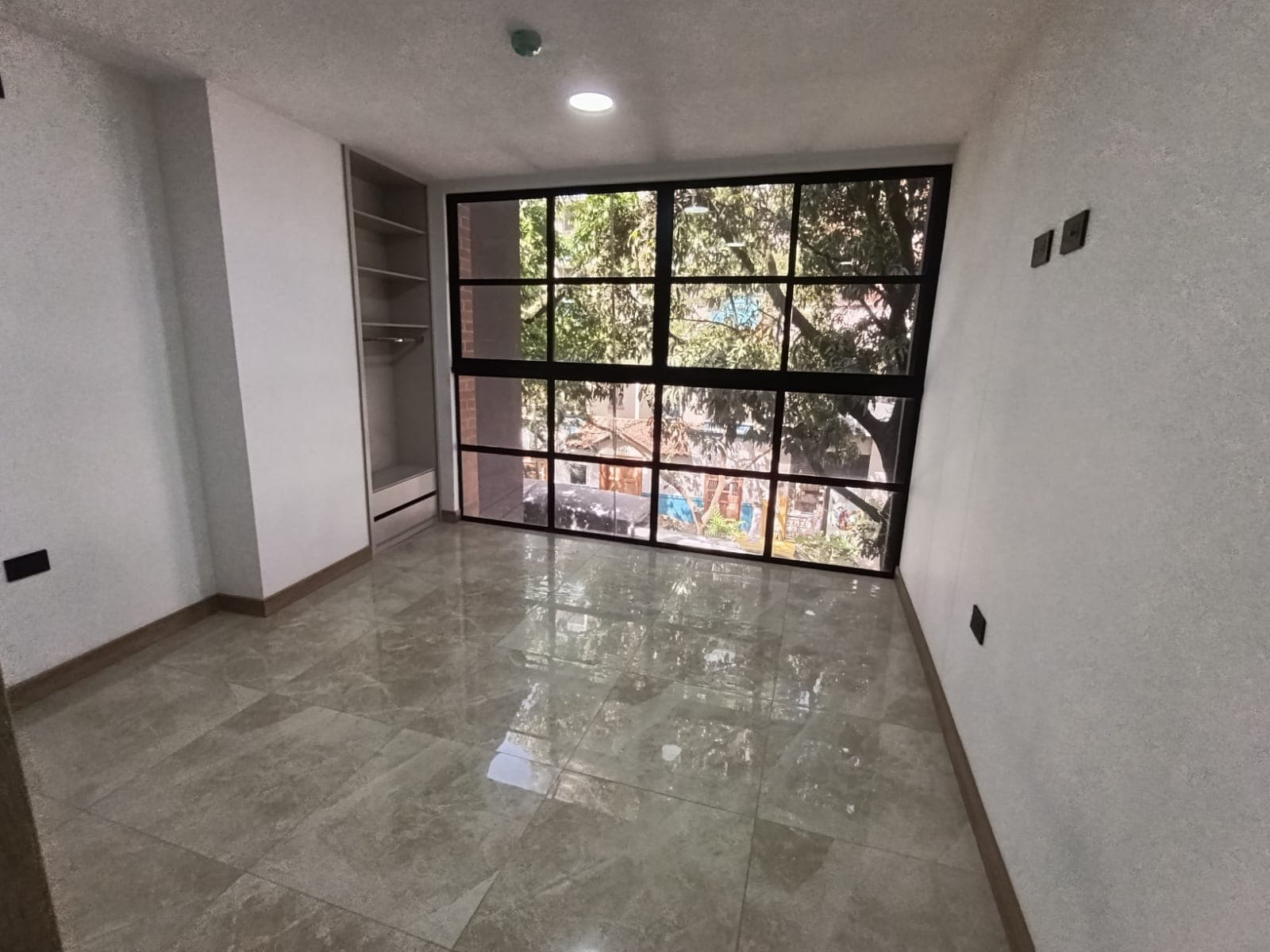 Apartaestudio en arriendo en La Candelaria, Centro, Medellín — foto 2 de 7