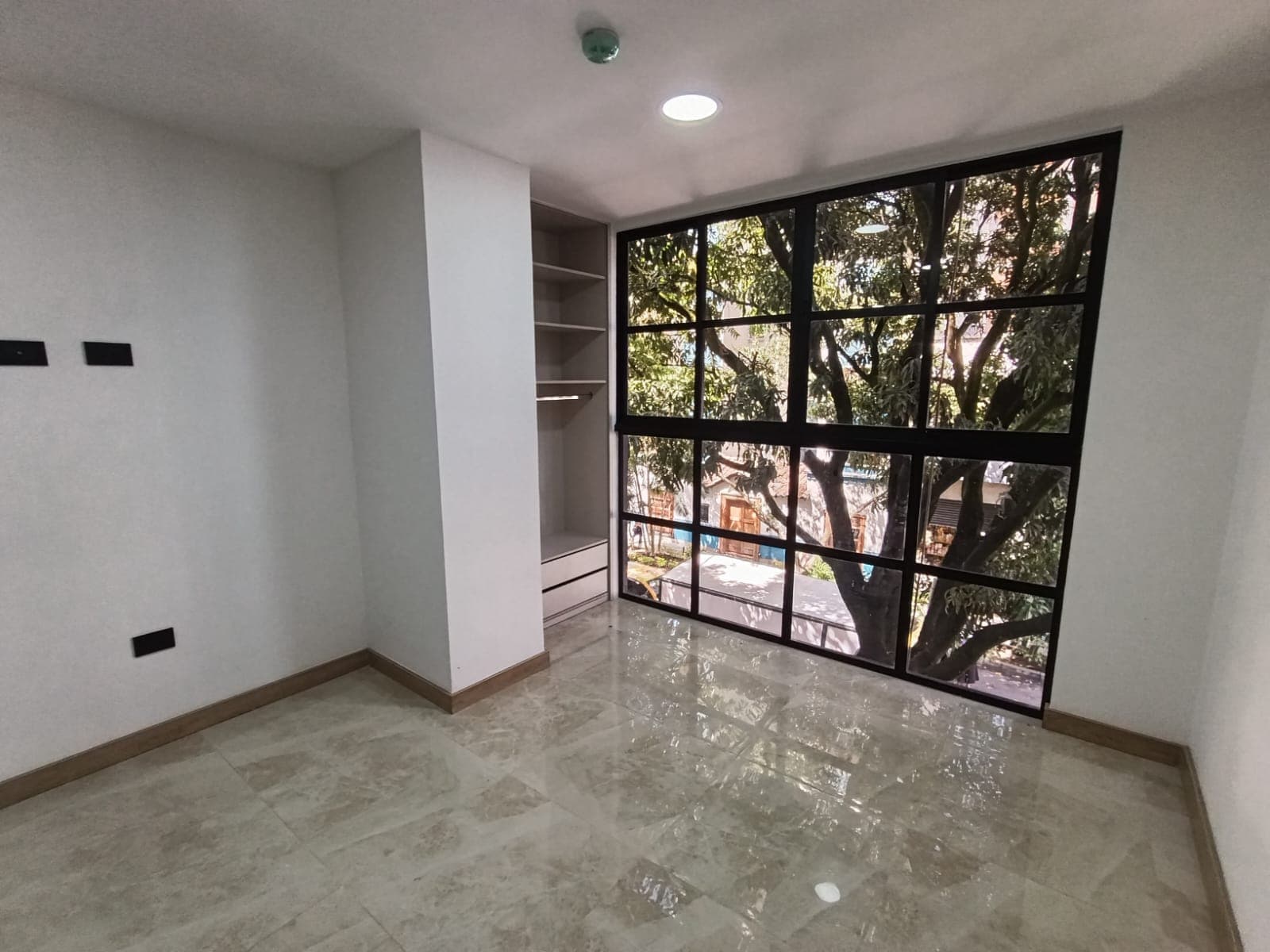 Apartaestudio en arriendo en La Candelaria, Centro, Medellín — foto 5 de 9