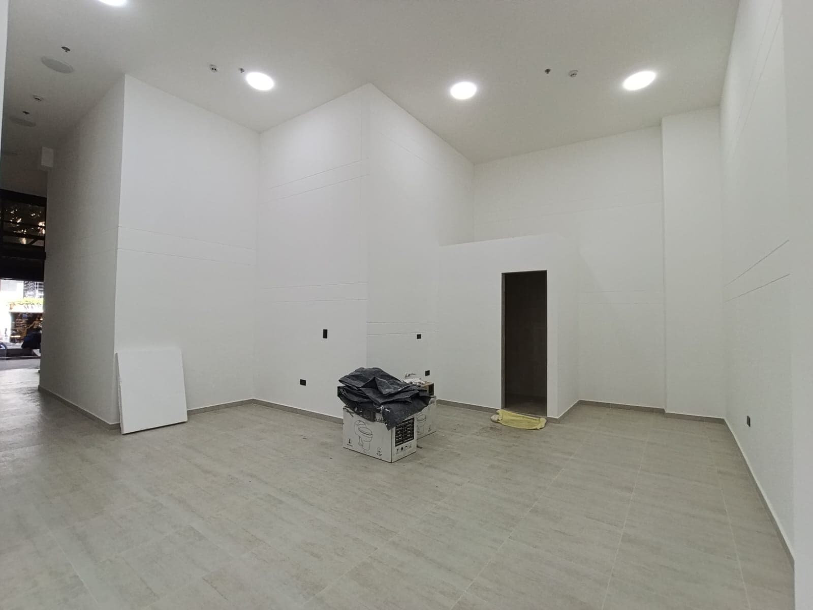 Local en arriendo en La Candelaria, Centro, Medellín — foto 2 de 10