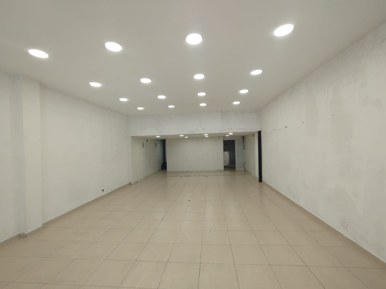 Local en arriendo en Alto, Chapinero, Bogotá, D.c. — foto 1 de 12