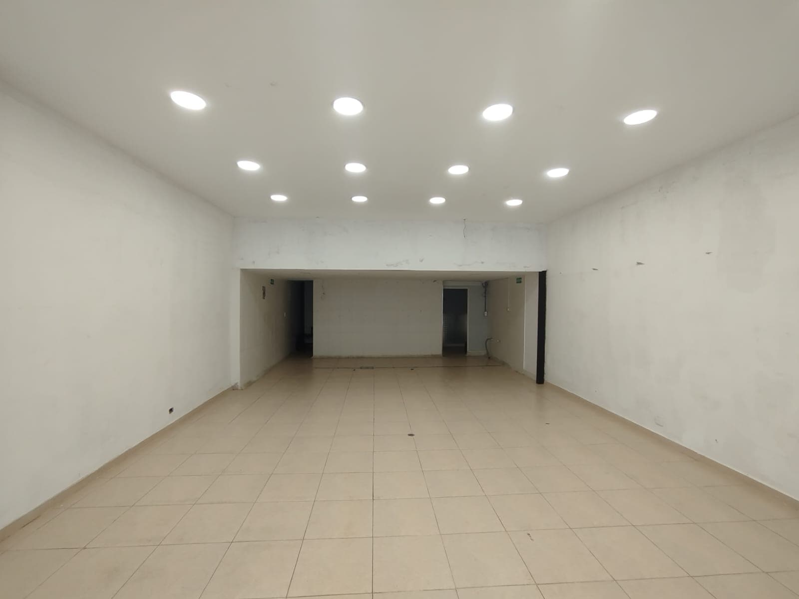 Local en arriendo en Alto, Chapinero, Bogotá, D.c. — foto 3 de 12