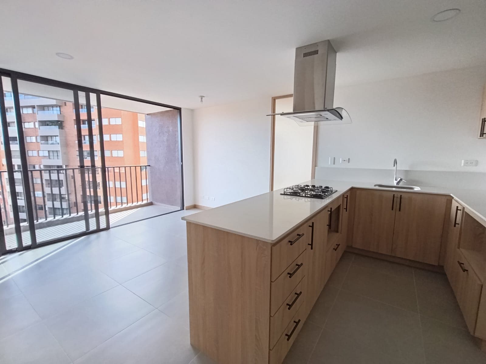 Apartamento en arriendo en San Antonio De Pereira, Rionegro — foto 1 de 16
