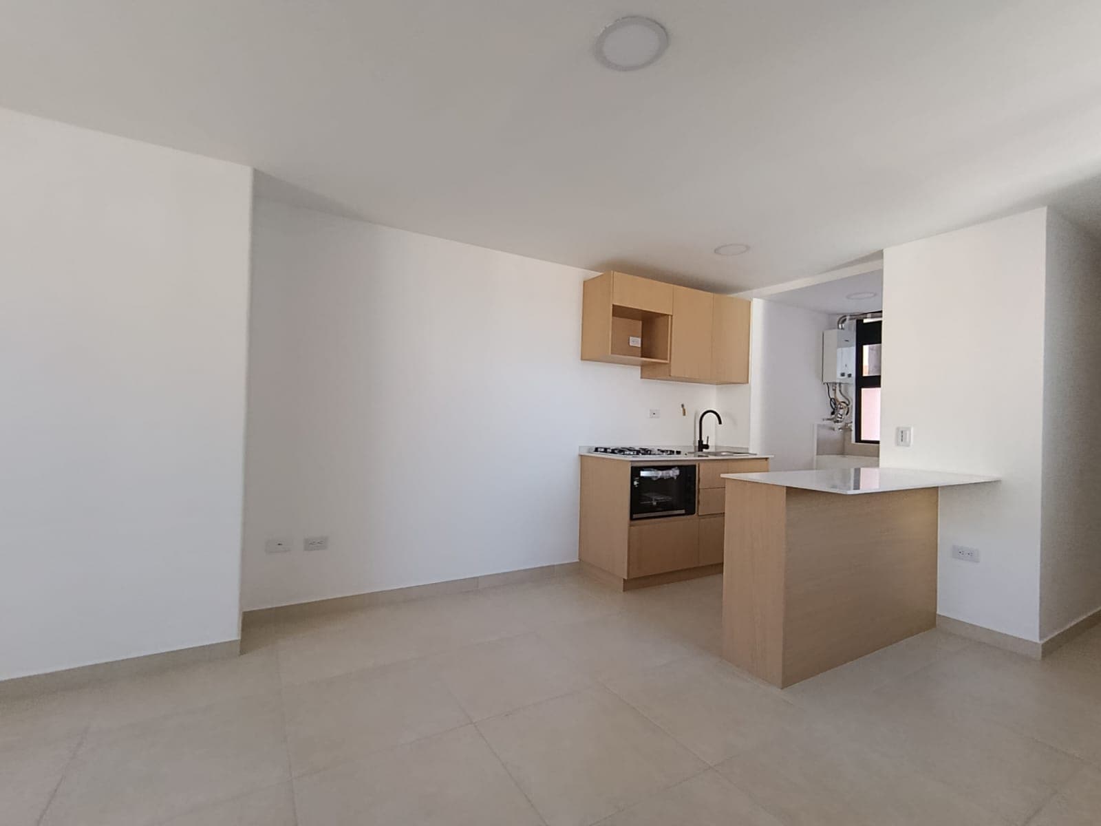 Apartamento en arriendo en Calle Larga, Sabaneta — foto 5 de 15