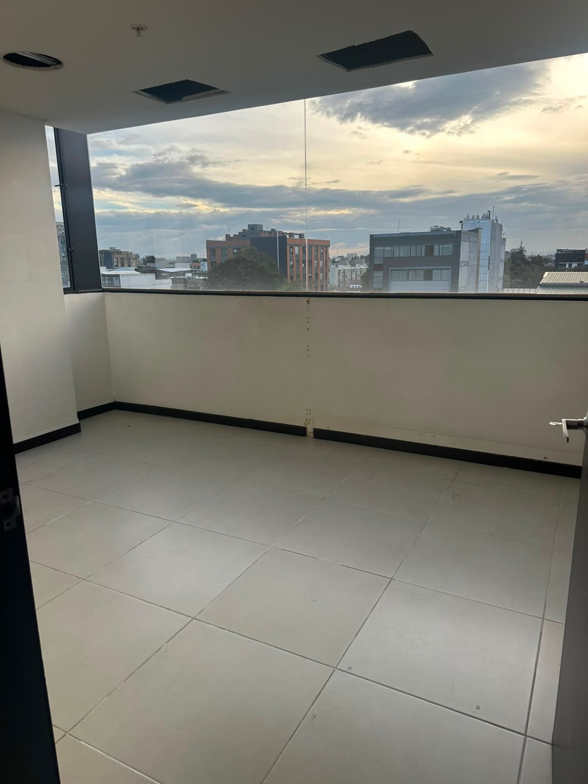 Oficina en arriendo en Localidad Chapinero, Chico Norte, Bogotá, D.c. — foto 3 de 14
