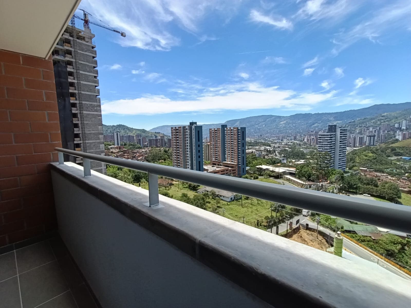 Apartamento en arriendo en La Aldea La, La Estrella — foto 1 de 12