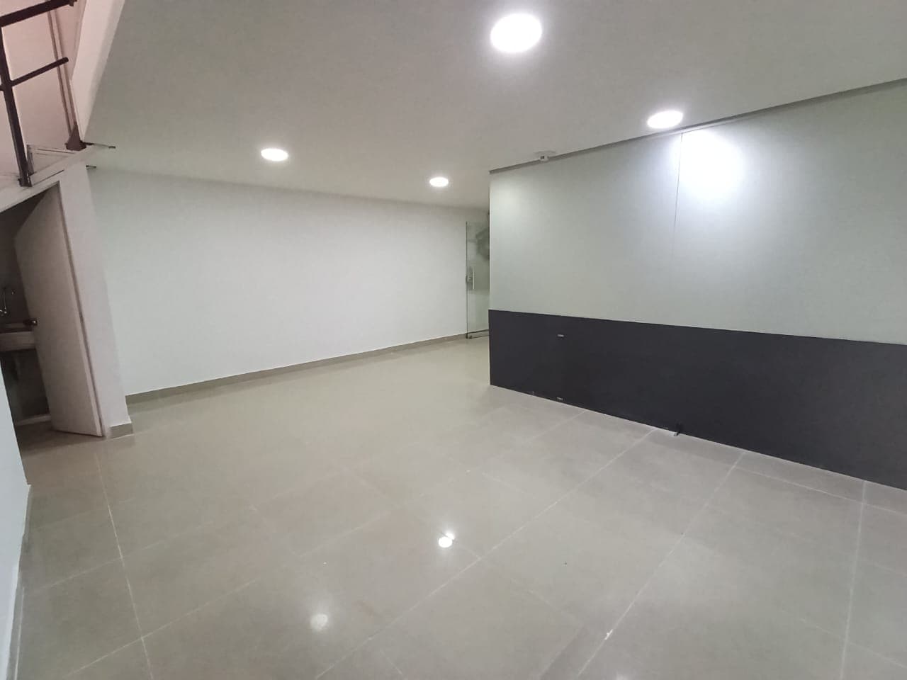 Oficina en arriendo en San Diego, El Poblado, Medellín — foto 4 de 17