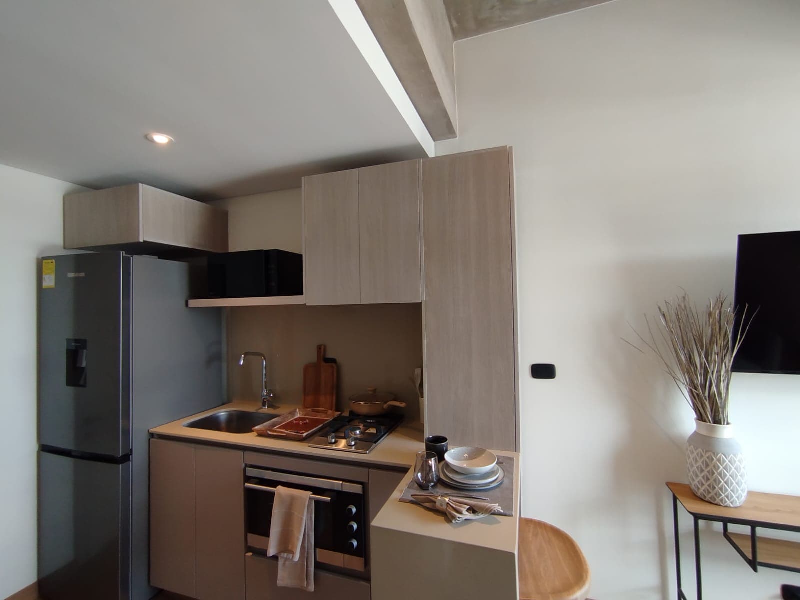 Apartaestudio en arriendo en Salitre, Fontibon, Bogotá, D.c. — foto 1 de 19