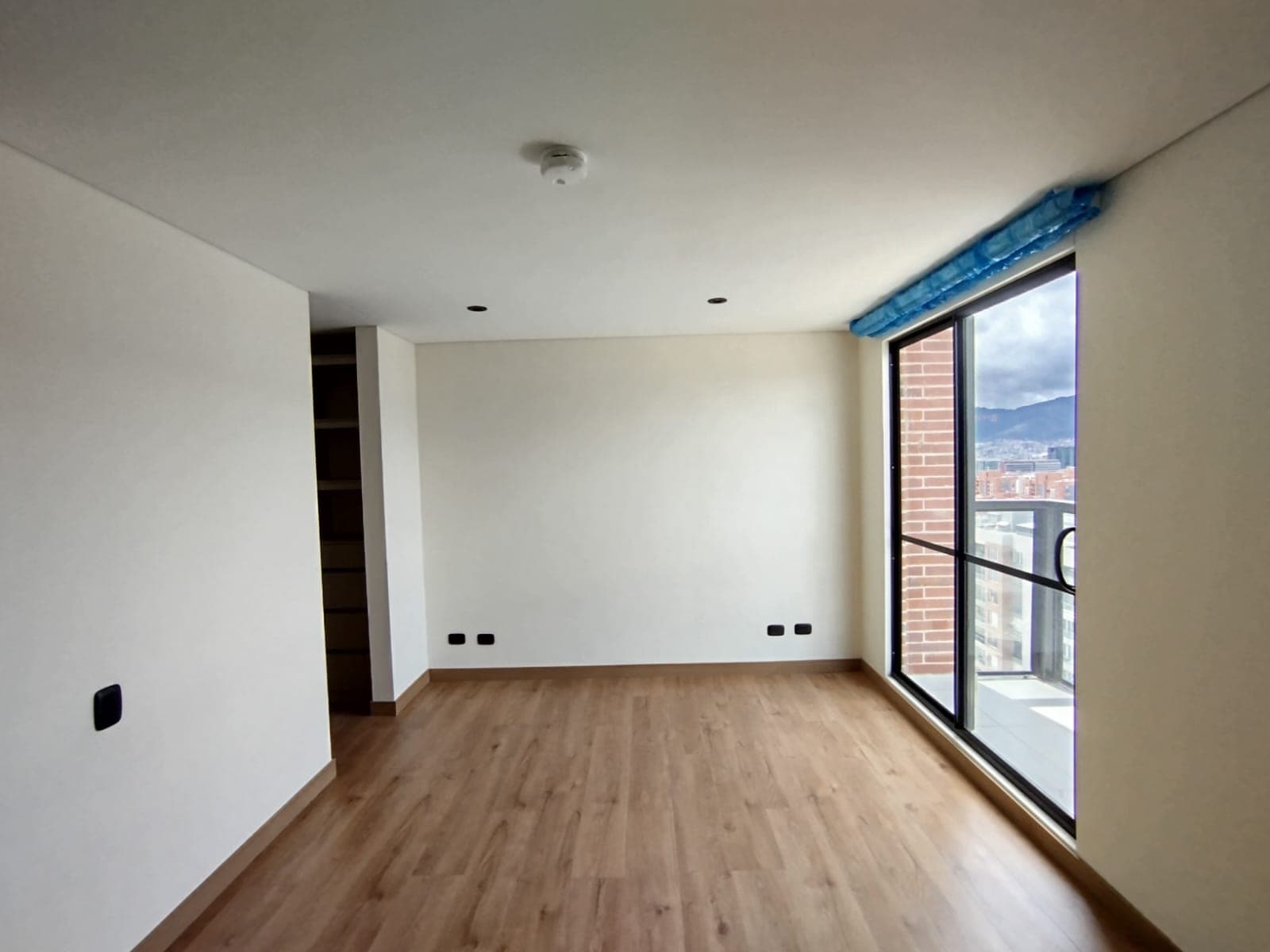 Apartaestudio en arriendo en Salitre, Fontibon, Bogotá, D.c. — foto 1 de 17