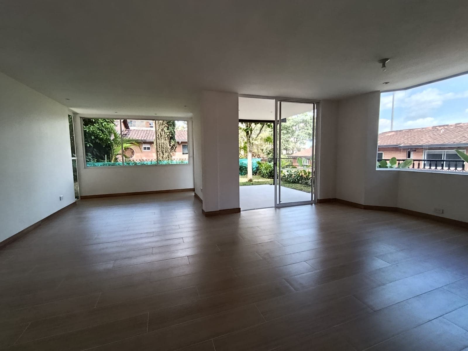 Casa Vivienda en arriendo en San Lucas, El Poblado, Medellín — foto 4 de 20