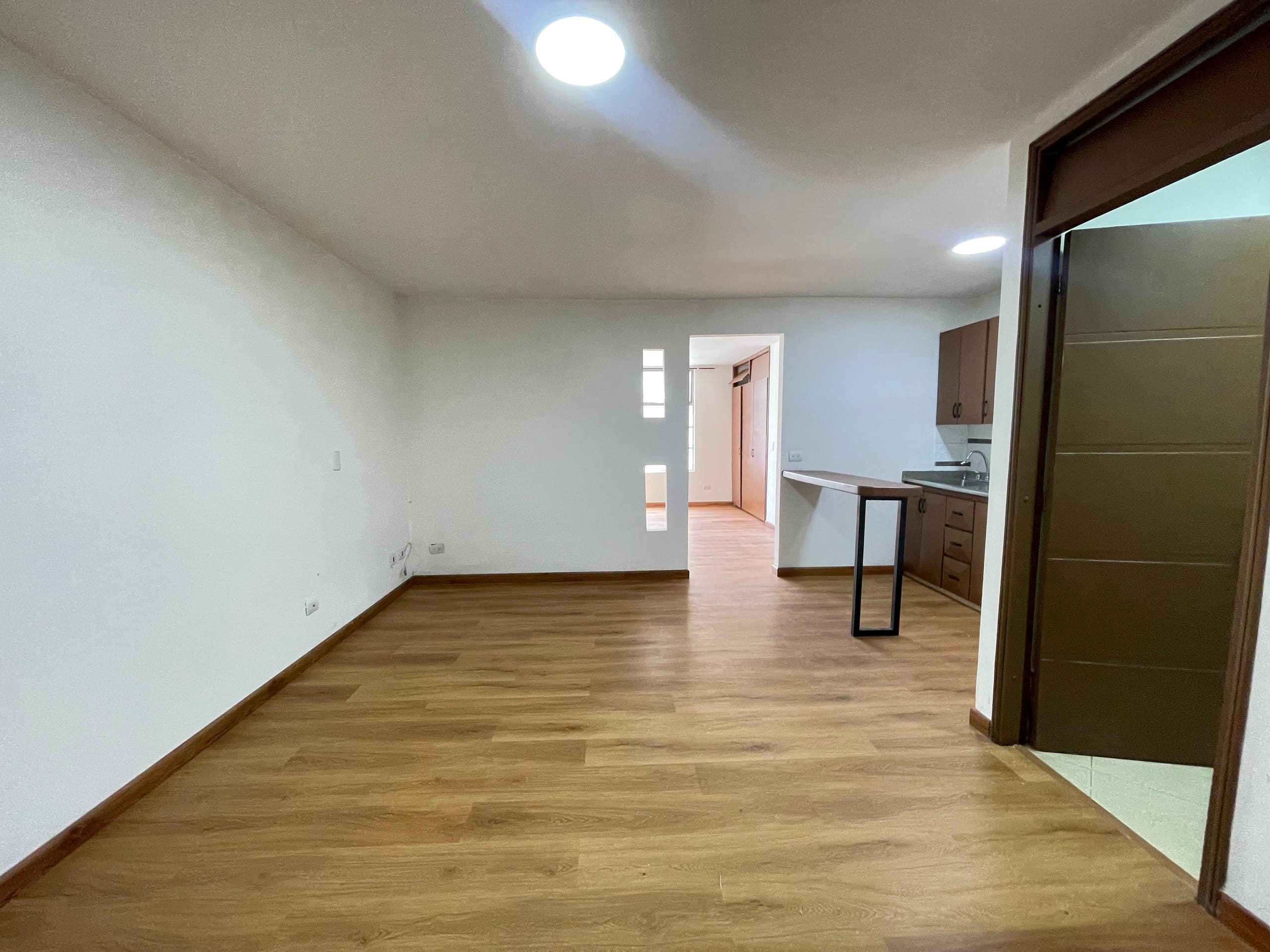 Apartaestudio en arriendo en La Palma, Belen, Medellín — foto 1 de 12