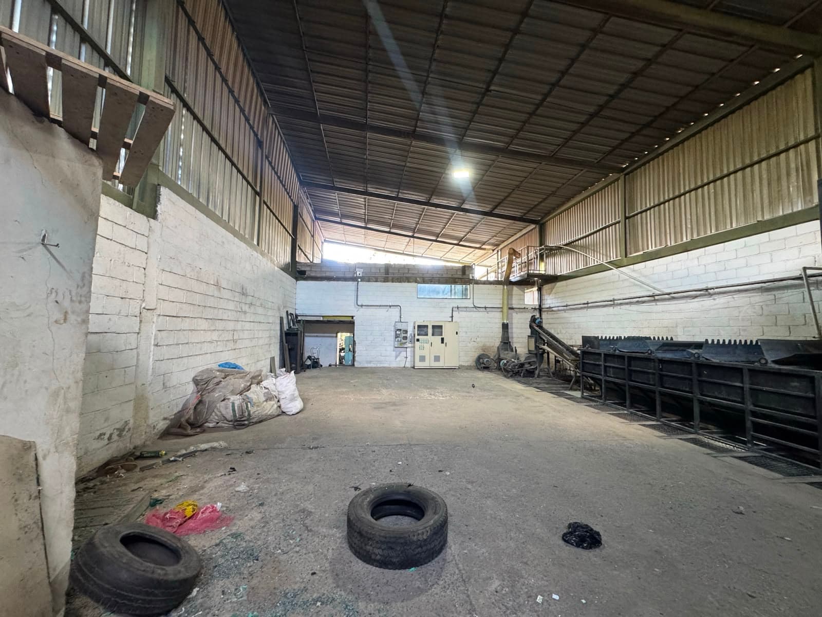 Bodega en arriendo en Caldas — foto 3 de 20