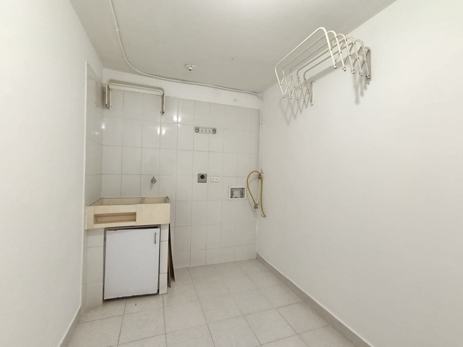 Apartamento en arriendo en Castropol, El Poblado, Medellín — foto 5 de 19
