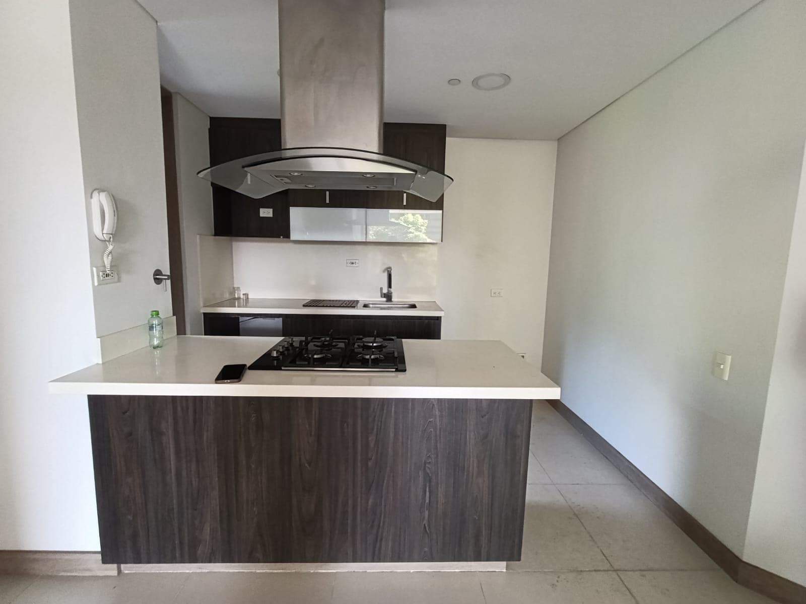 Apartamento en arriendo en El Esmeraldal, Envigado — foto 1 de 11