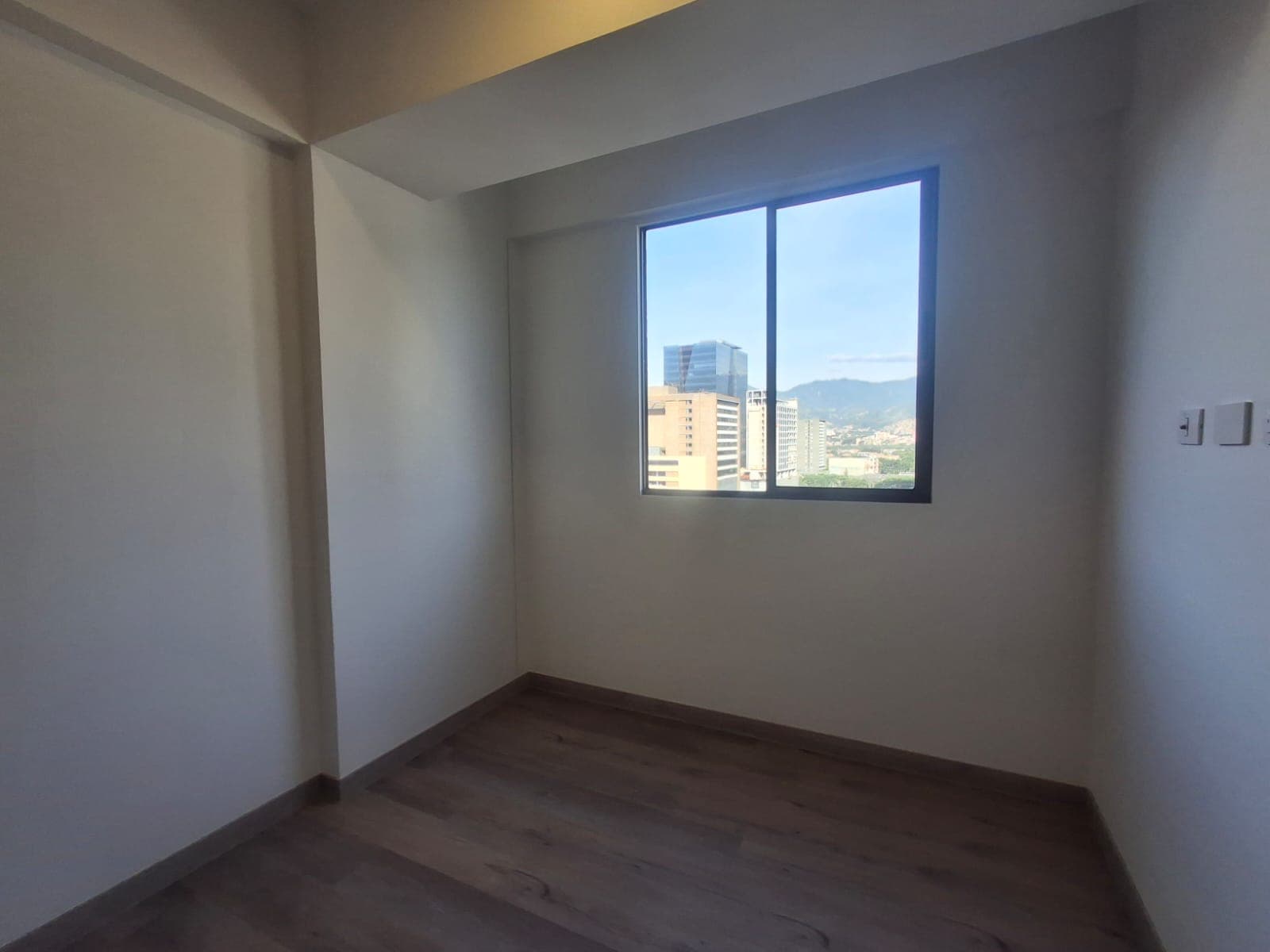 Apartamento en arriendo en Ciudad Del Rio, El Poblado, Medellín — foto 5 de 20