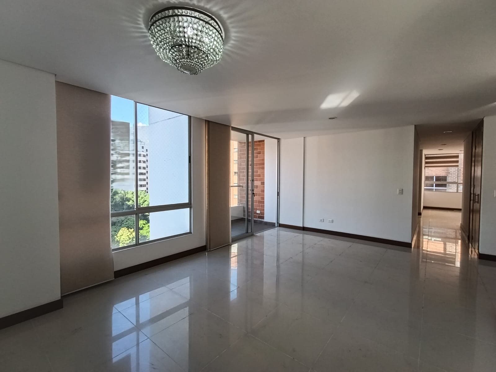 Apartamento en arriendo en Santa María De Los Ángeles, El Poblado, Medellín — foto 2 de 18