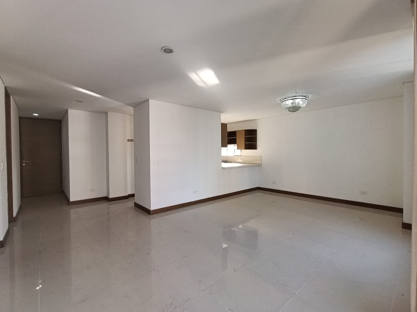 Apartamento en arriendo en Santa María De Los Ángeles, El Poblado, Medellín — foto 4 de 18
