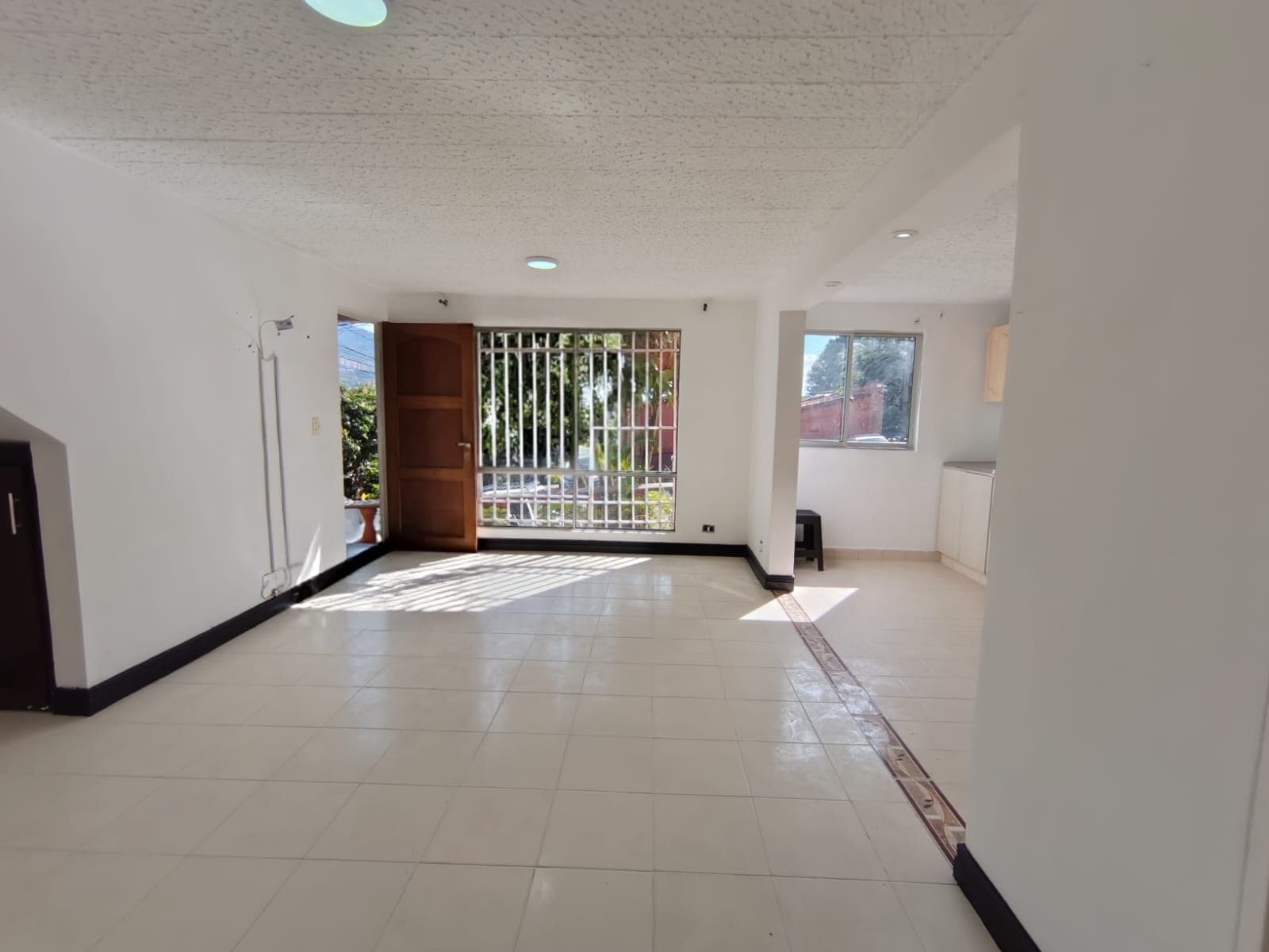 Apartamento en arriendo en Santa Mónica, La America, Medellín — foto 3 de 20