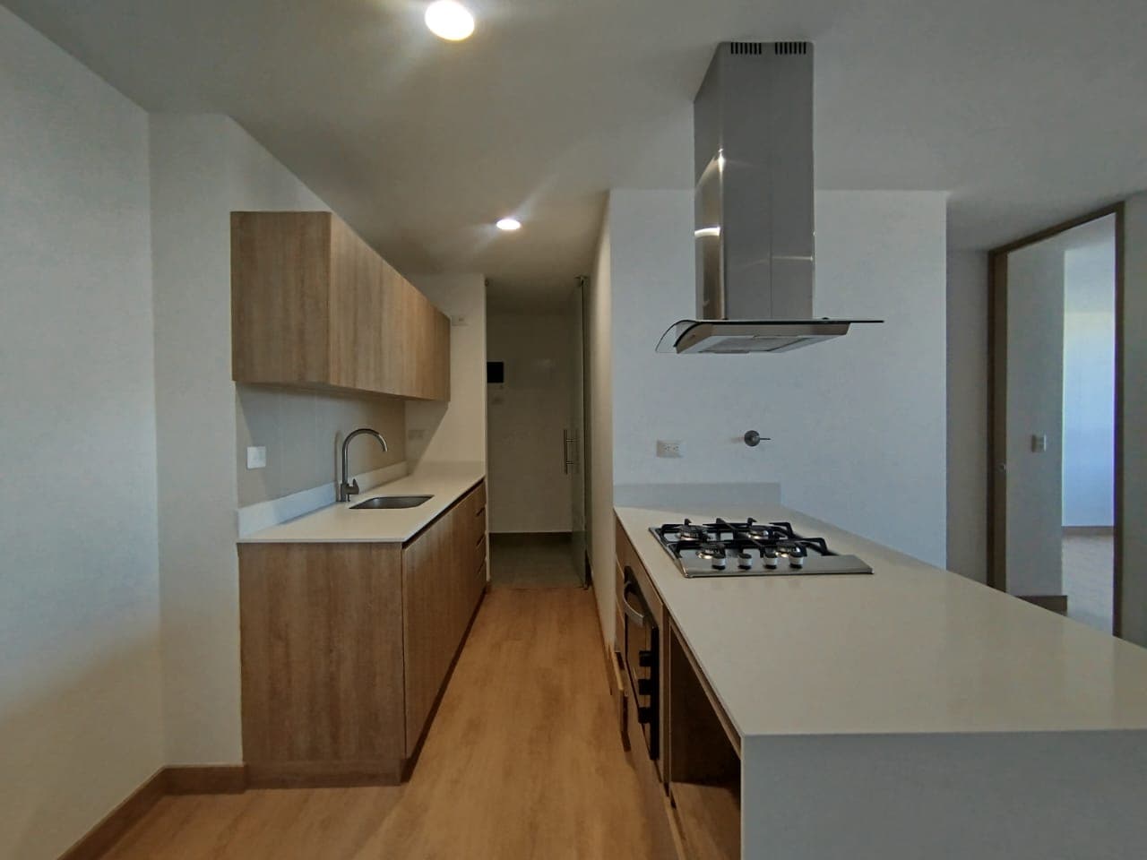 Apartaestudio en arriendo en El Porvenir Rio Negro, Rionegro — foto 2 de 12