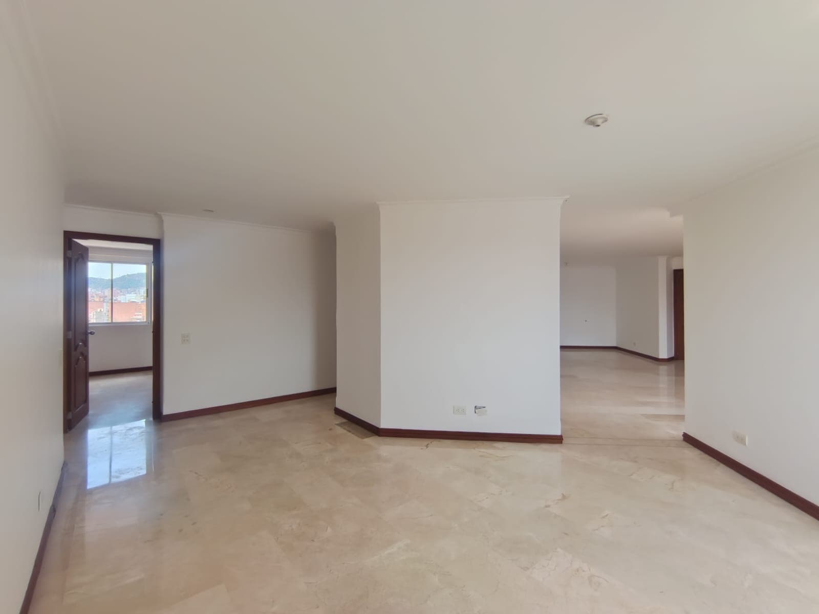 Apartamento en arriendo en Laureles, Medellín — foto 4 de 20