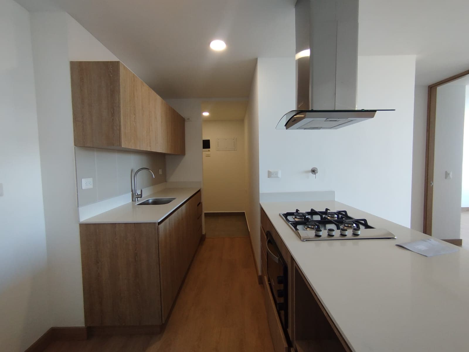 Apartaestudio en arriendo en El Porvenir Rio Negro, Rionegro — foto 2 de 12
