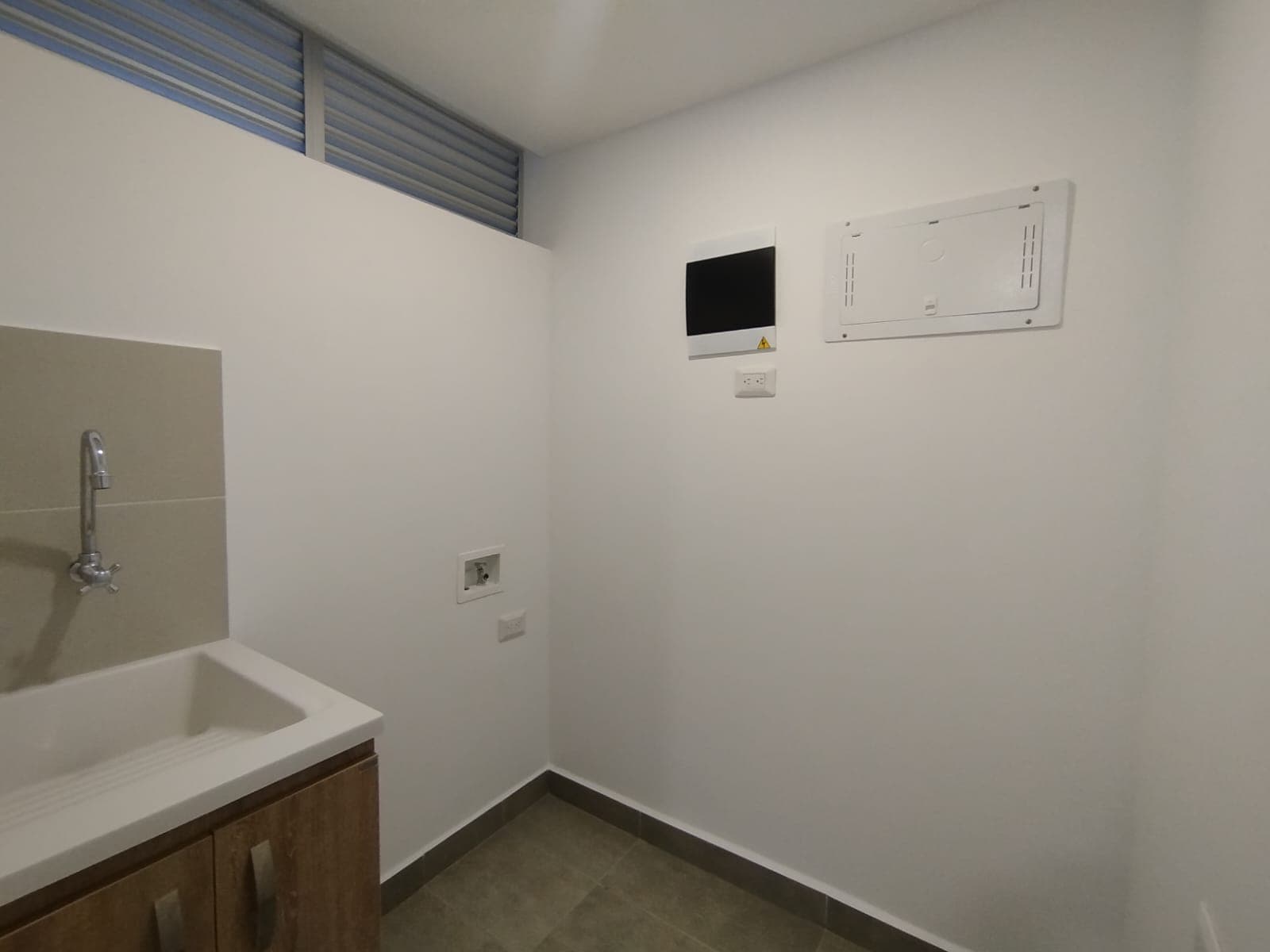 Apartaestudio en arriendo en El Porvenir Rio Negro, Rionegro — foto 4 de 12