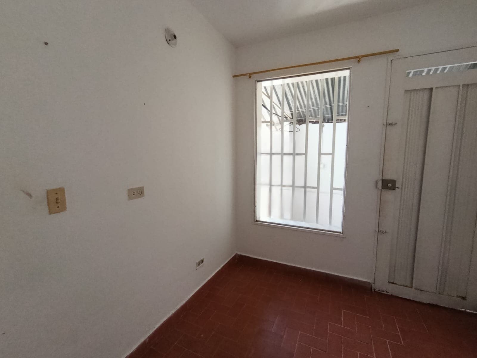 Apartaestudio en arriendo en San Lucas, El Poblado, Medellín — foto 4 de 13