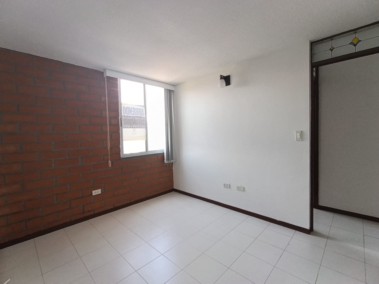 Apartamento en arriendo en Loma Del Indio, El Poblado, Medellín — foto 3 de 12
