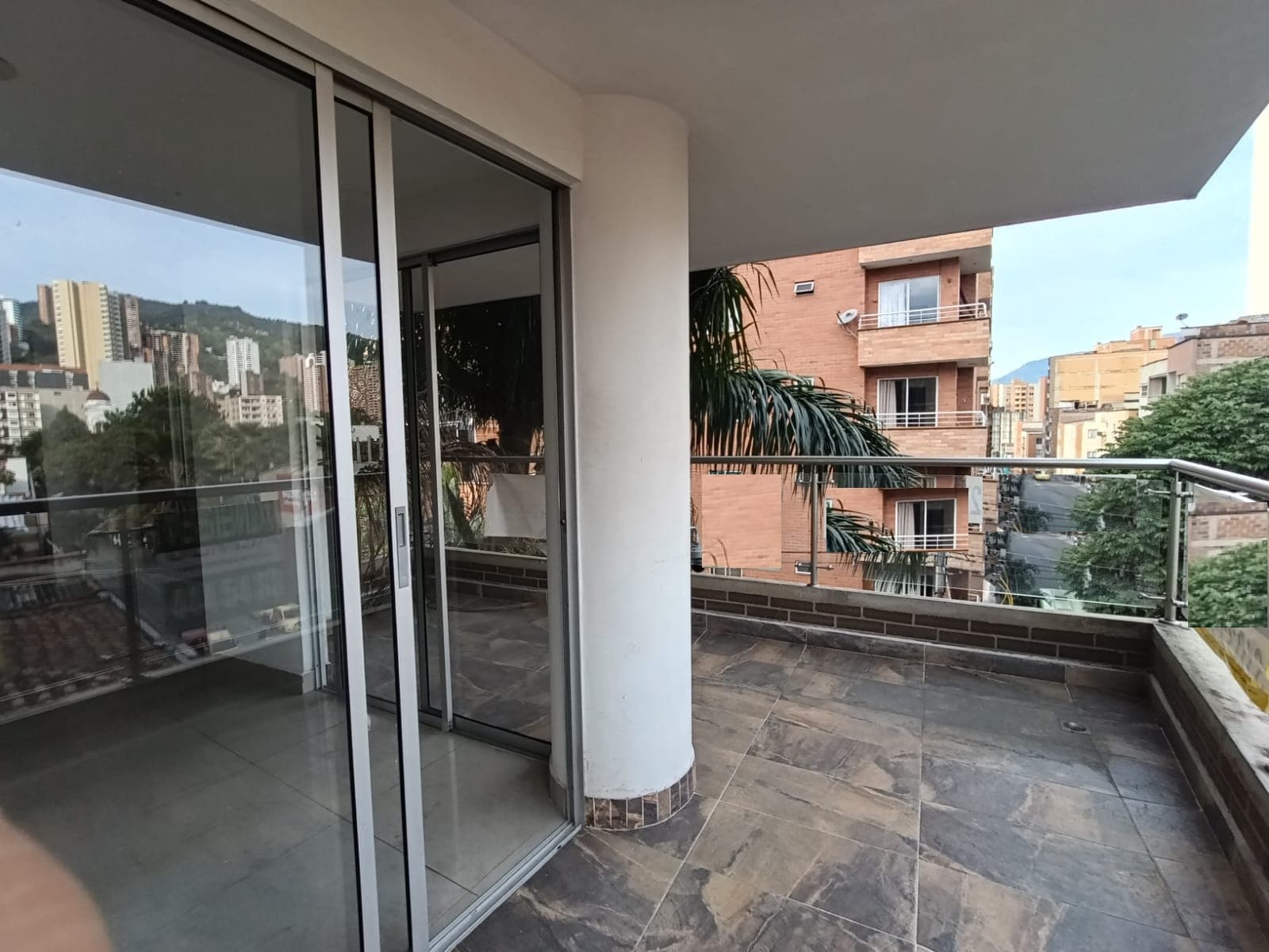 Apartamento en arriendo en Parque, Sabaneta — foto 1 de 14