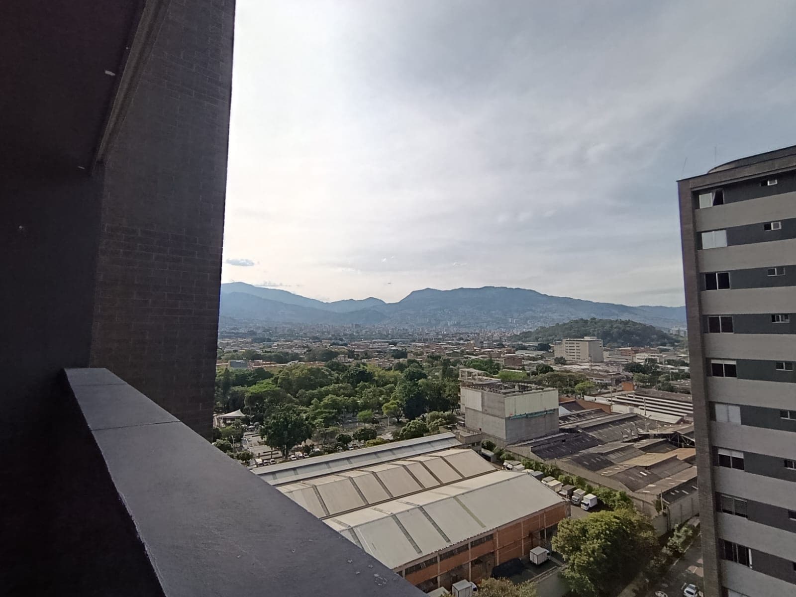 Apartamento en arriendo en Guayabal, Medellín — foto 2 de 13