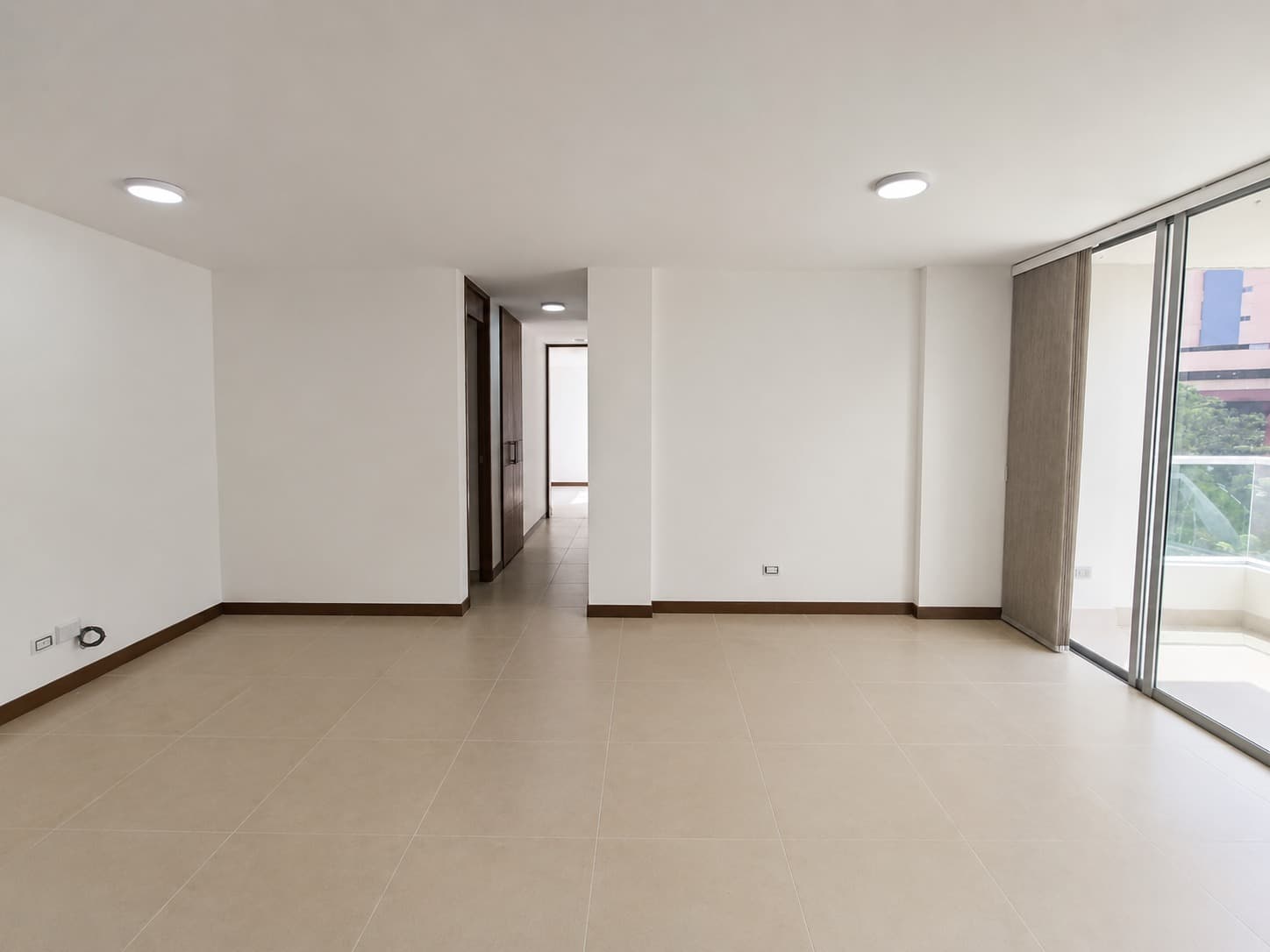 Apartamento en arriendo en Loma De Las Brujas, Envigado — foto 1 de 13