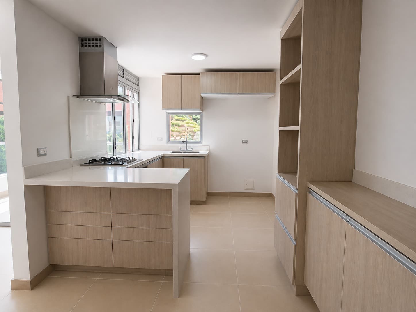 Apartamento en arriendo en Loma De Las Brujas, Envigado — foto 3 de 13