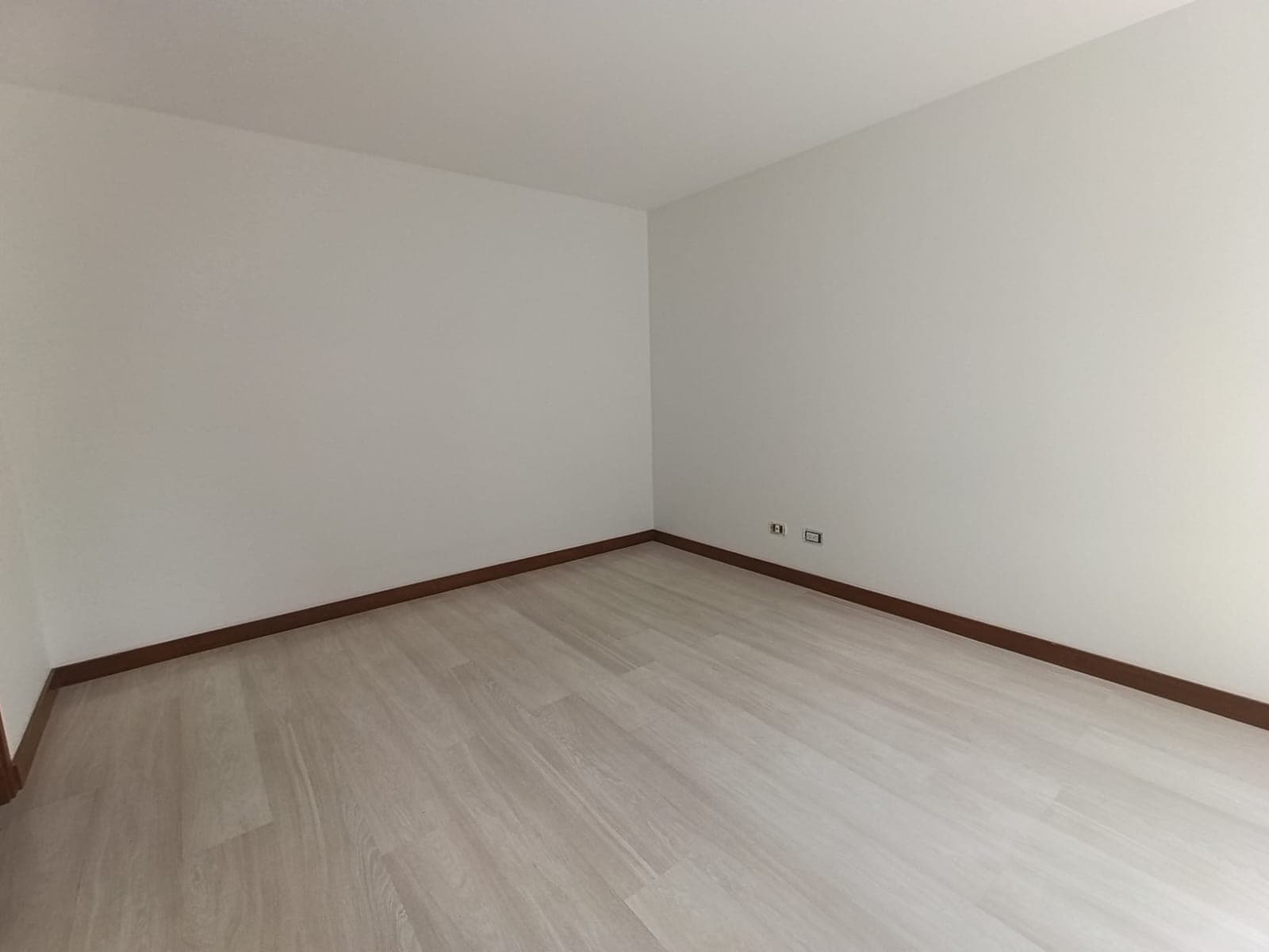 Apartamento en arriendo en Loma De Las Brujas, Envigado — foto 5 de 13