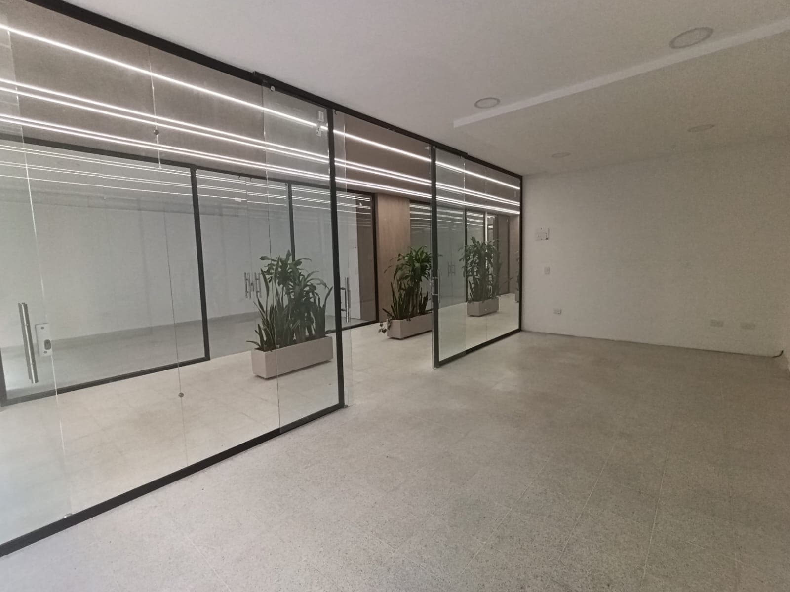 Local en arriendo en Girardota — foto 1 de 11
