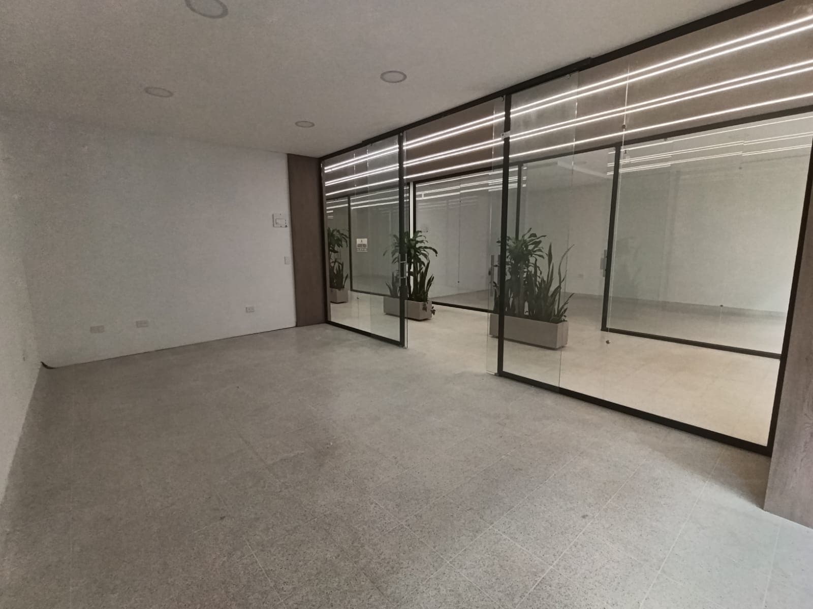 Local en arriendo en Girardota — foto 3 de 12