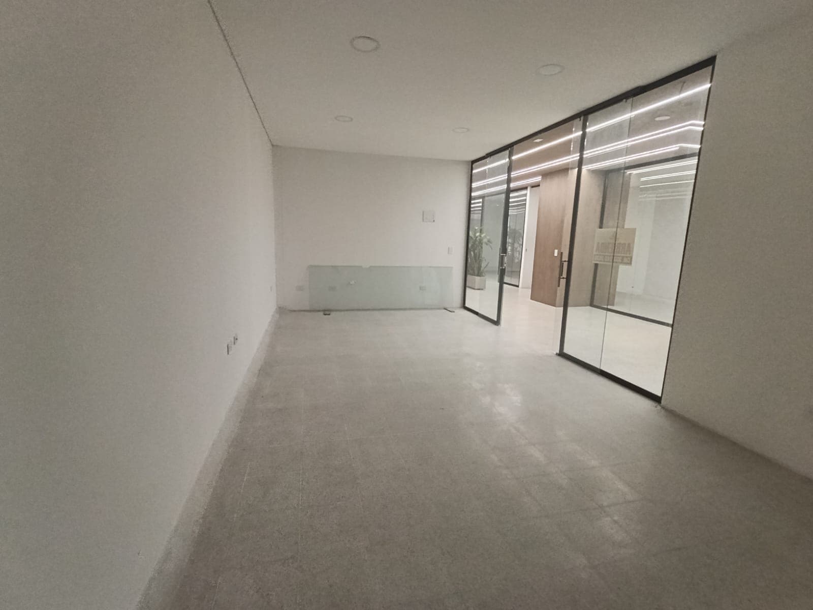 Local en arriendo en Girardota — foto 1 de 10
