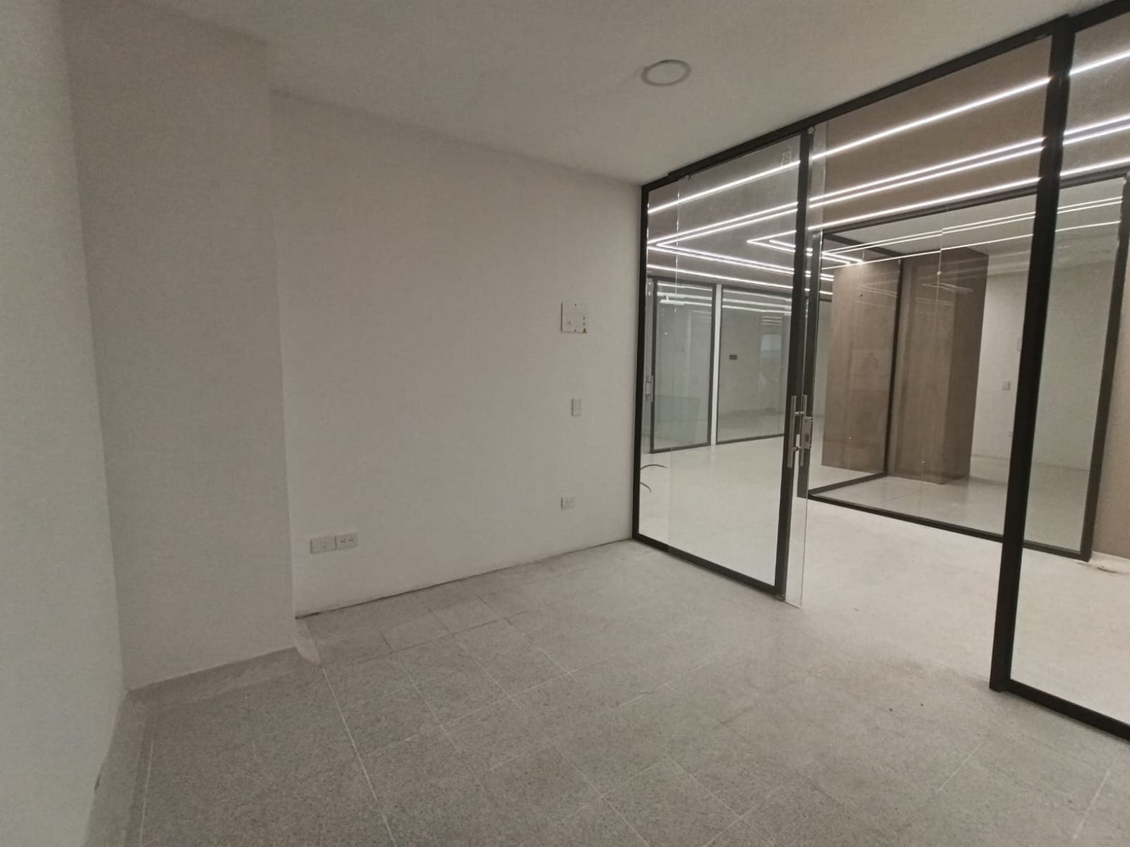 Local en arriendo en Girardota — foto 3 de 9