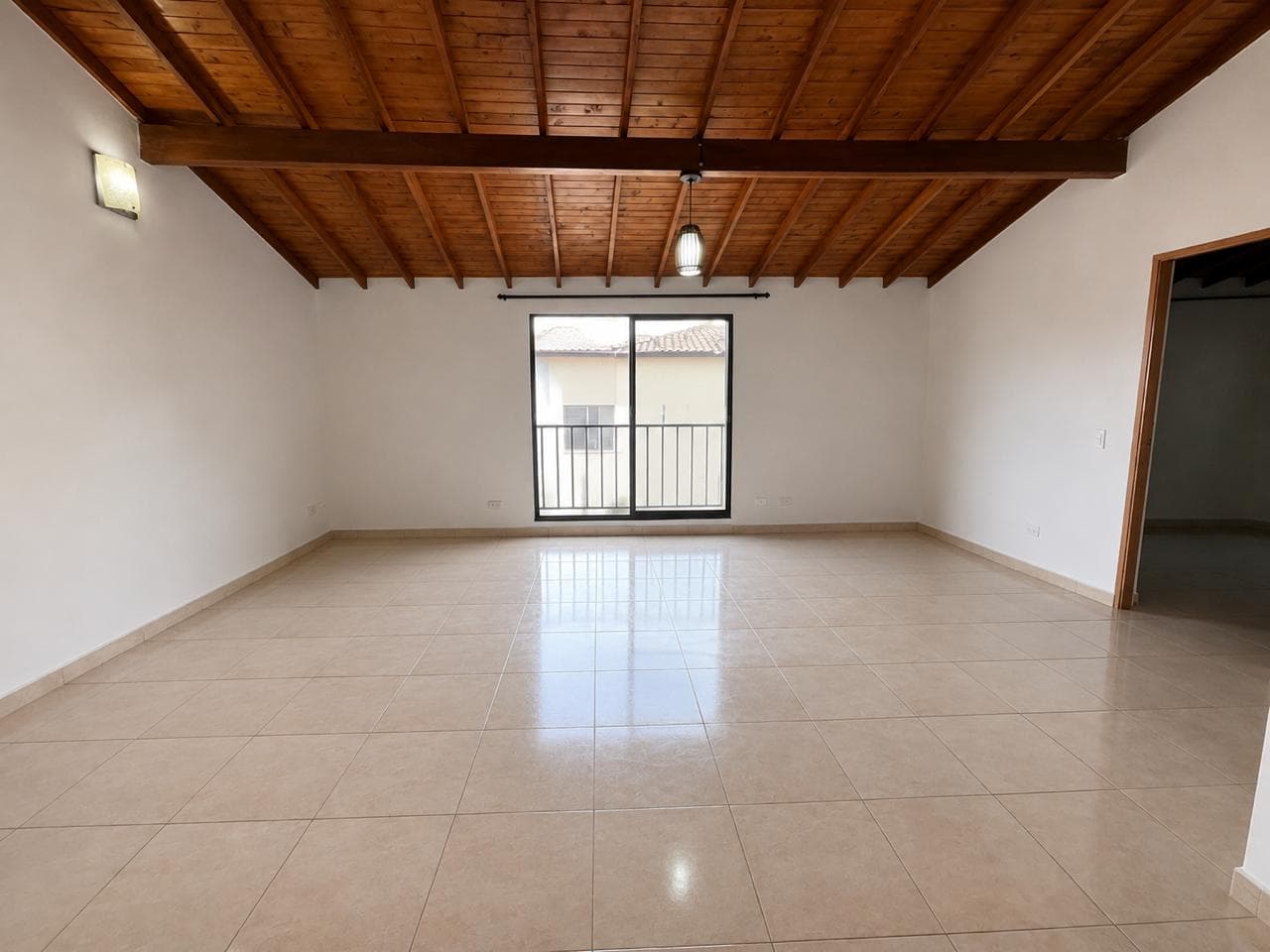 Apartamento en arriendo en La Gloria, Belen, Medellín — foto 2 de 12