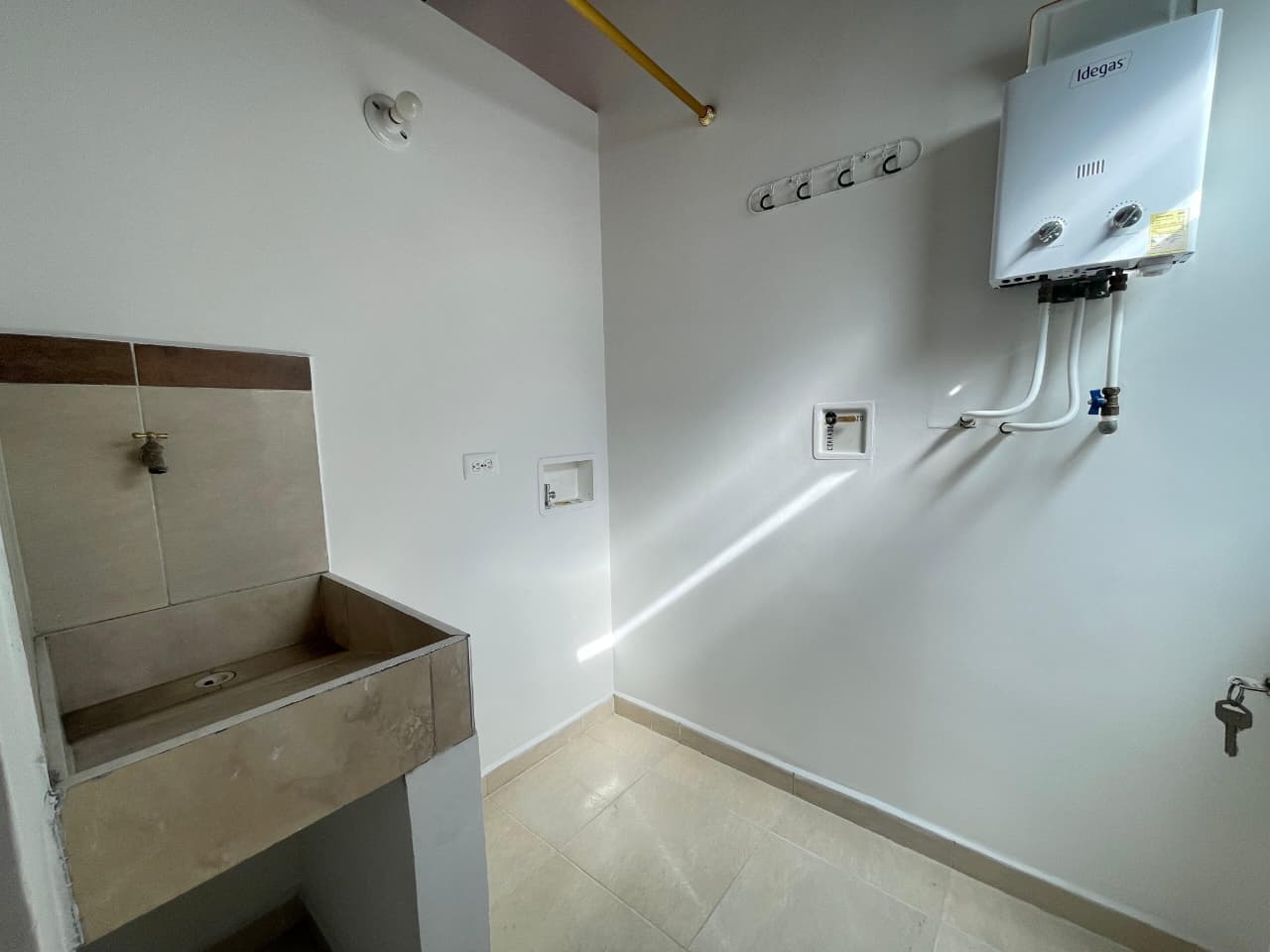 Apartamento en arriendo en La Gloria, Belen, Medellín — foto 5 de 12