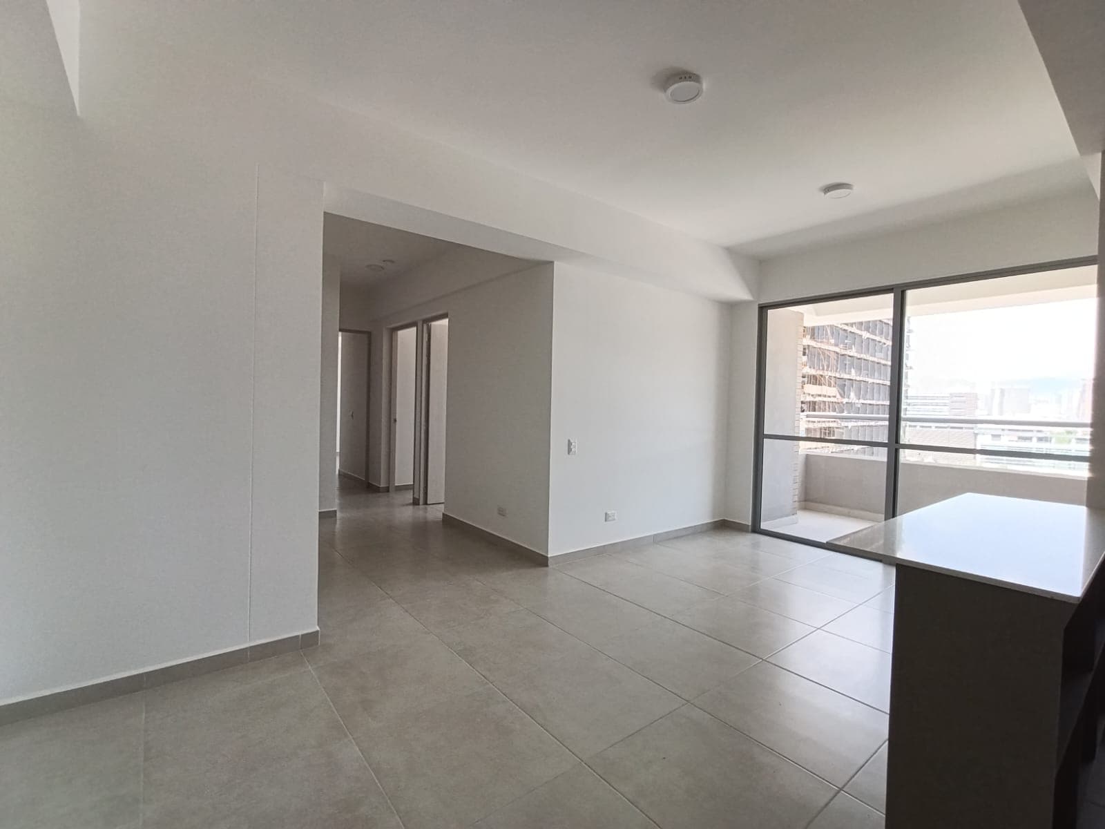 Apartamento en arriendo en Jardines, Envigado — foto 2 de 20