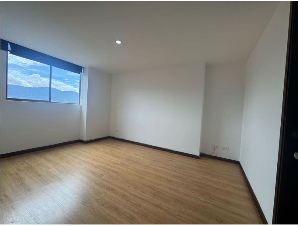 Apartamento en arriendo en La Abadía, Envigado — foto 4 de 10