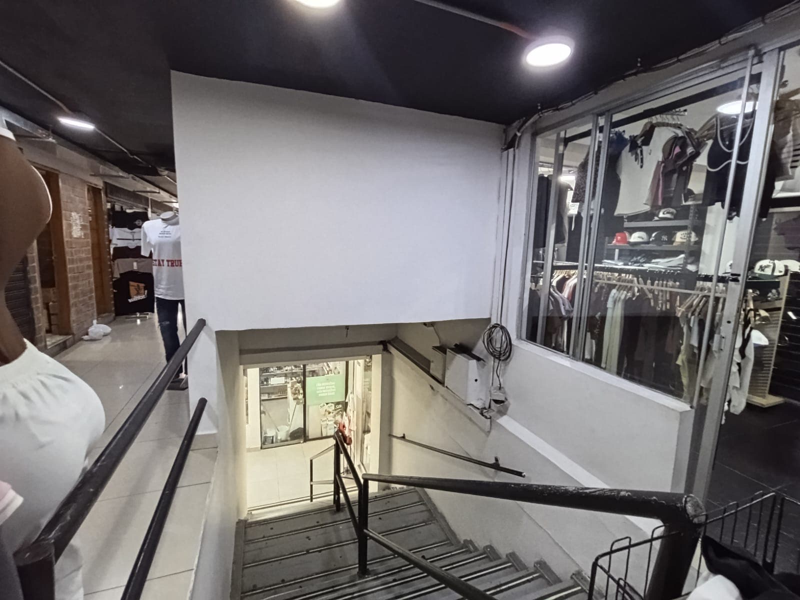 Burbuja en arriendo en Centro De La Moda, Itagui — foto 4 de 8