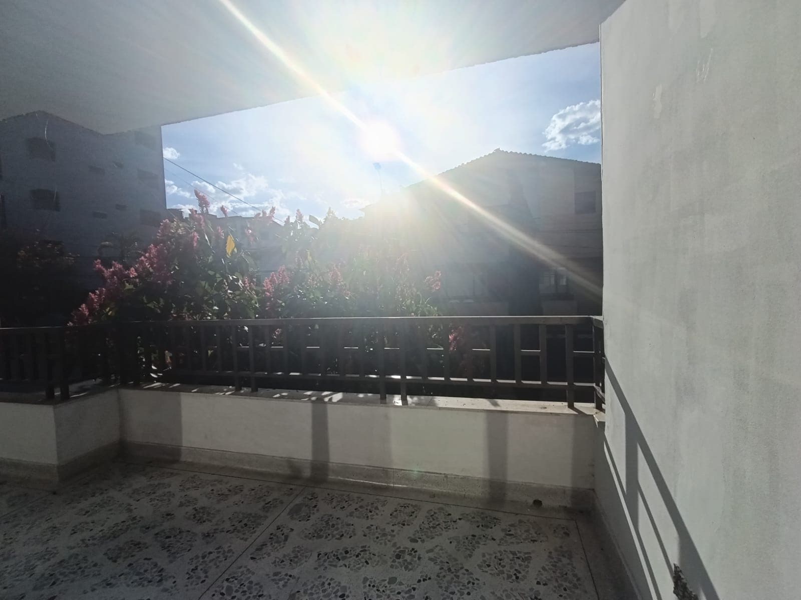 Casa Comercial en arriendo en Andalucía, Envigado — foto 2 de 20